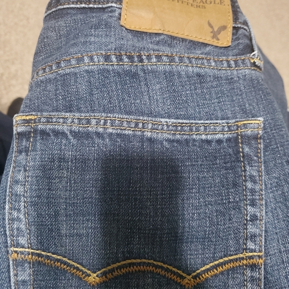 American Eagle jeans - Picture 3 of 5